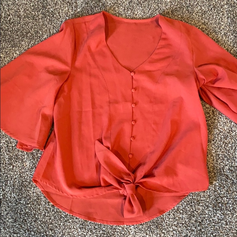 Button down 3/4 sleeve blouse